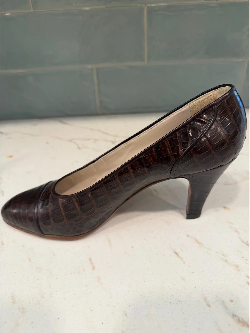 Vintage CHANEL Dark Brown Genuine Crocodile Leather Classic Heeled Pumps EU39